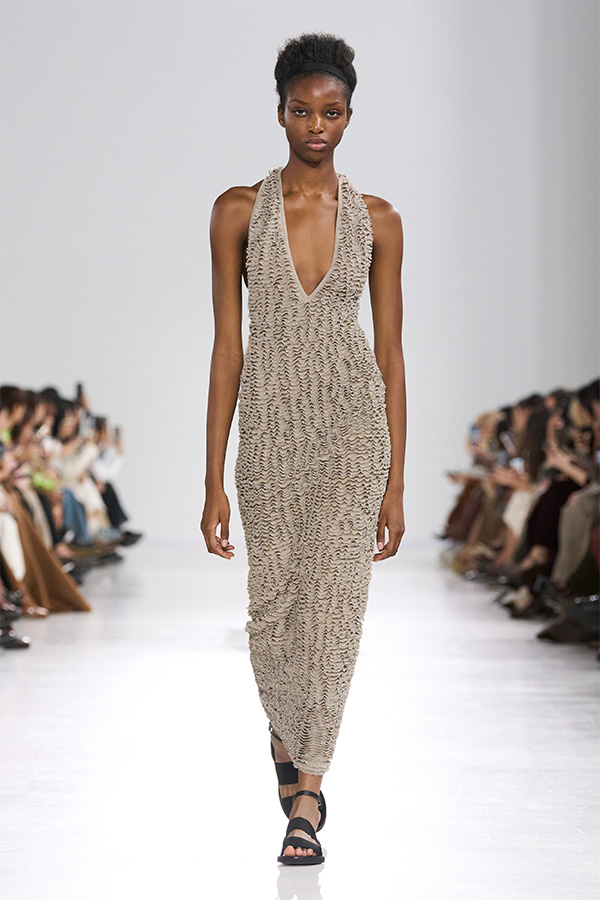 ウィークエンド マックス マーラ Maxmaraシャツ ベージュ 2025SS 楽天市場 | インポートセレクトmusee - 【MaxMara】2025SS 新作入荷♡